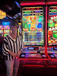 Người chơi Việt Nam tham gia bàn Live Casino da ga thomo trên điện thoại